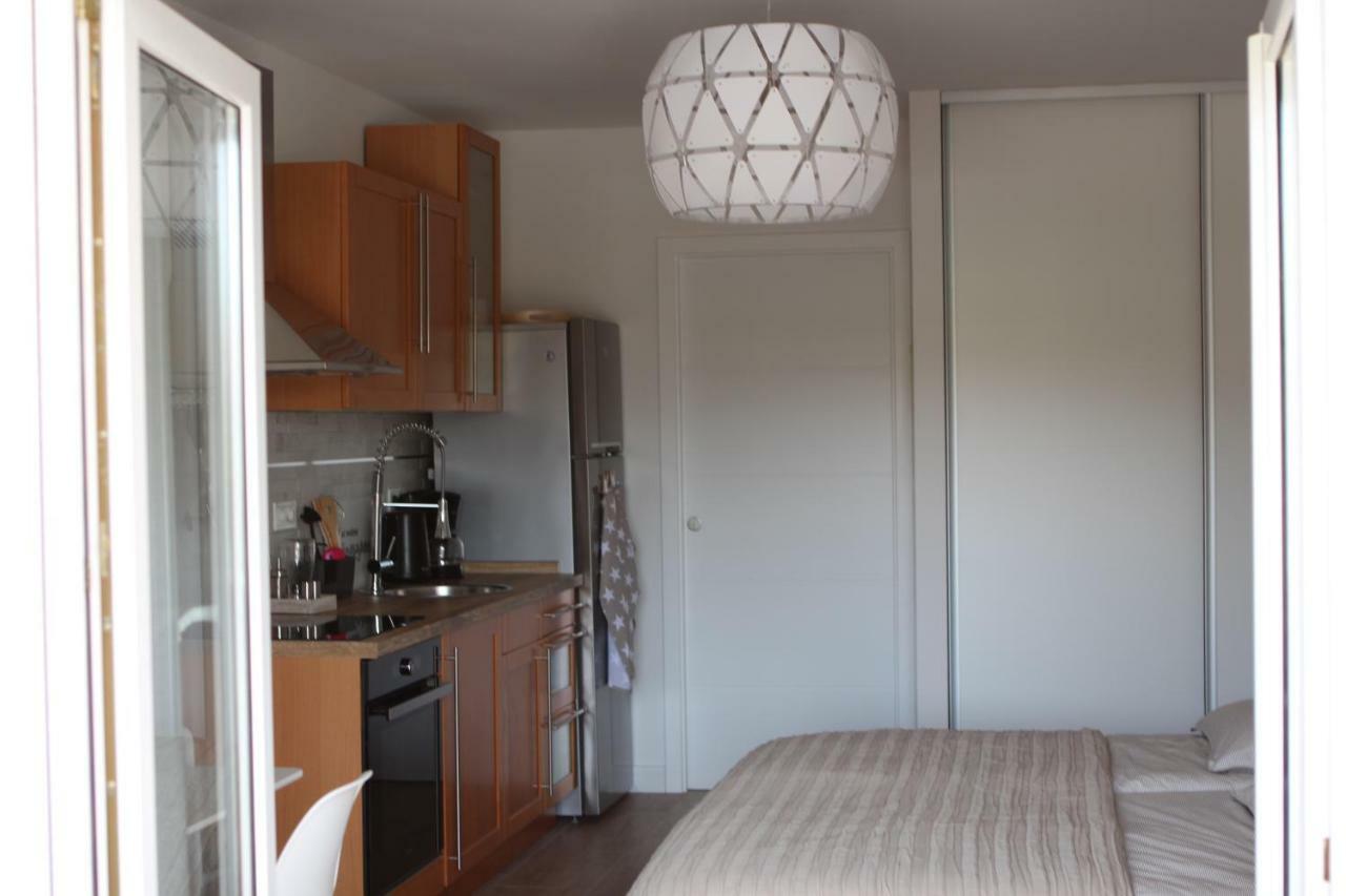 Apartments Mirela Водице Екстер'єр фото
